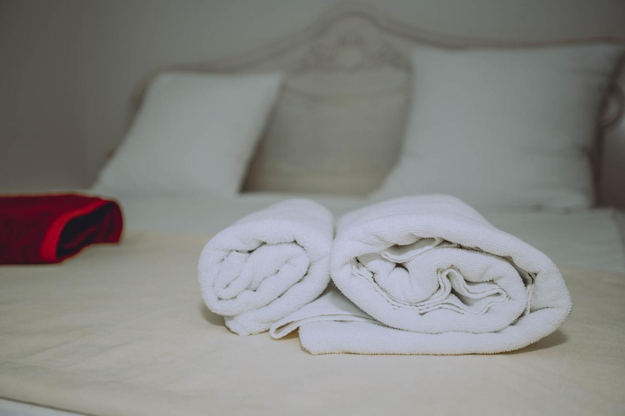 Royal Medis Hotel Batoemi Buitenkant foto